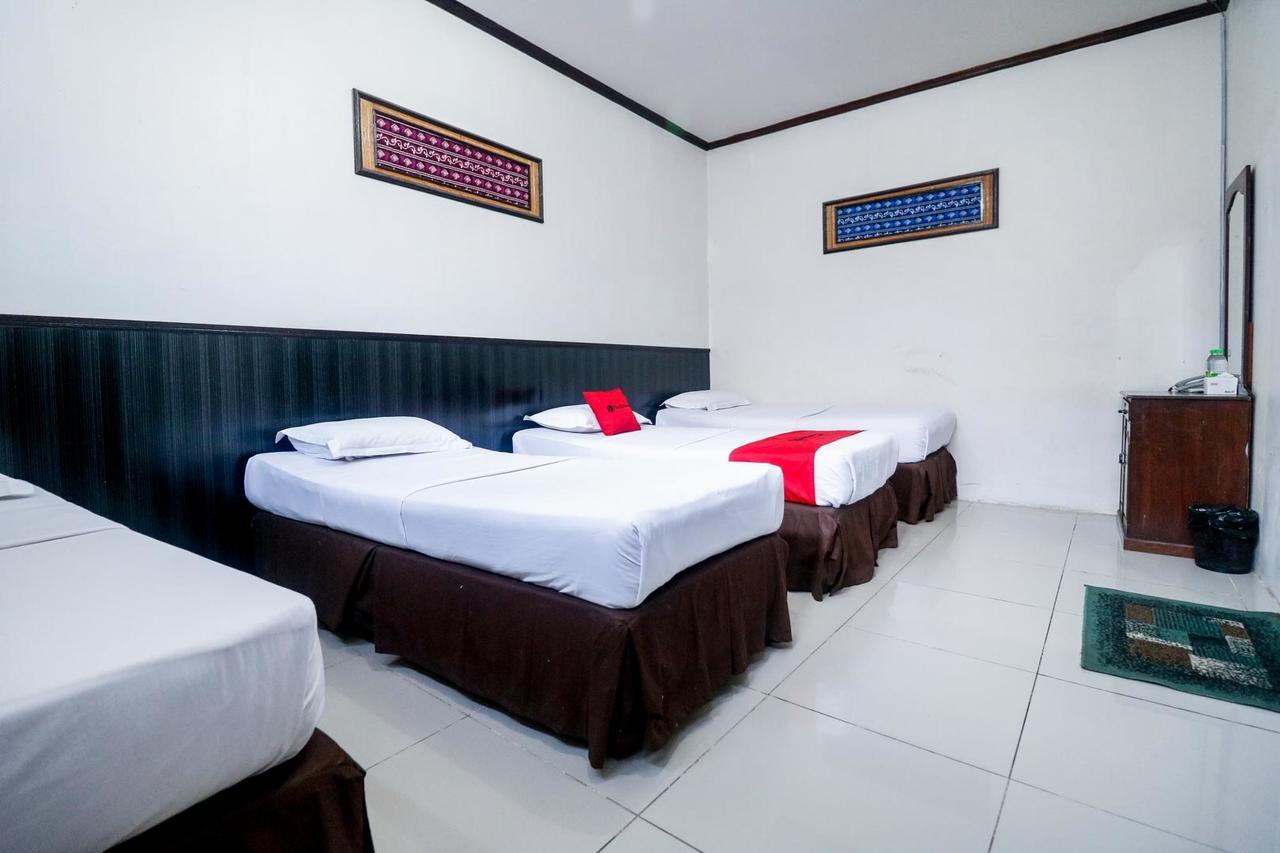 Reddoorz Plus @ Banjarmasin Tengah Otel Dış mekan fotoğraf