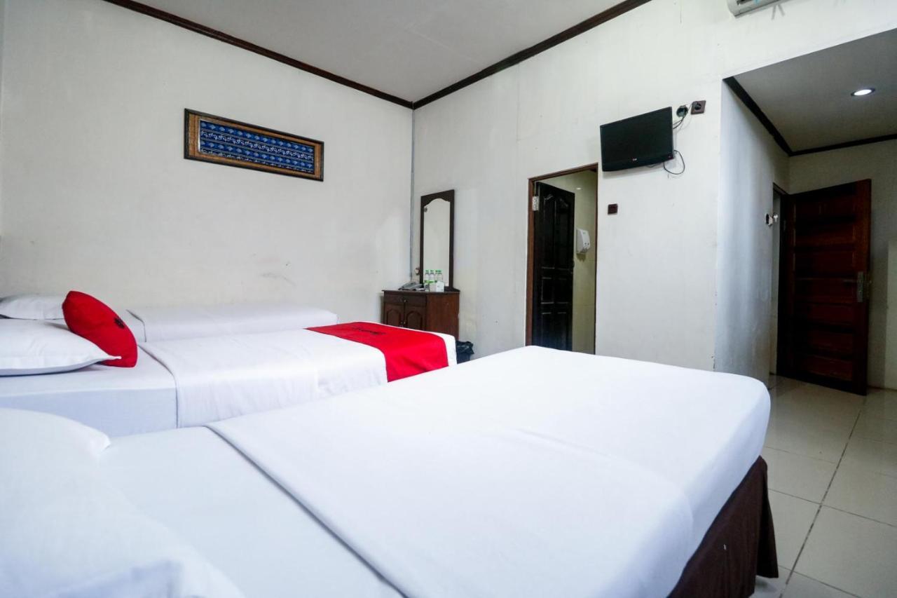 Reddoorz Plus @ Banjarmasin Tengah Otel Dış mekan fotoğraf